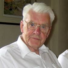 I'm sad to announce that my dad, Ron McCormick who many will remember as  Headmaster of St. Vincent's school from 1967 to 1988 and an avid member of  Knutsford Little Theatre, passed