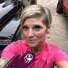 Hi, does anyone in Andover homeschool? And do you have a little network of  people that are local? I'm thinking to start homeschooling my son at school  age and would love some