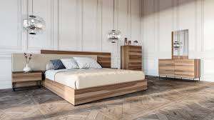 Stylish Design Furniture Nova Domus Matteo Italian Modern Walnut Walnut Bedroom Furniture Bedroom Sets Wood Bedroom Furniture Sets