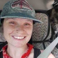 Sarah Lubbe's Instagram, Twitter & Facebook