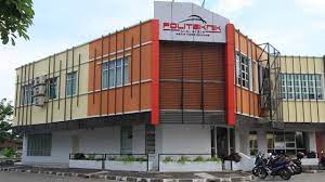 Konvokesyen politeknik metro tasek gelugor. Zaftrad Multimedia Video Korporat Politeknik Metro Tasek Gelugor Youtube