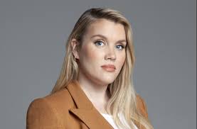 Los angeles (ap) — winners so far at the 93rd academy awards: Emerald Fennell To Write Dc Feature Zatanna For Bad Robot Warner Bros Deadline