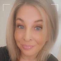 Nicole Sievert's Instagram, Twitter & Facebook