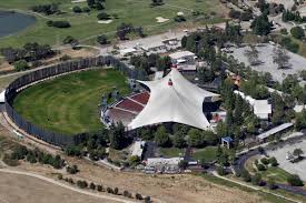 Shoreline Amphitheatre Outside Tapestry In 2019