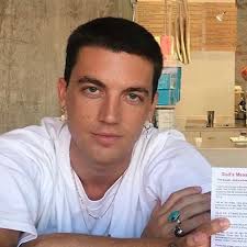 is missing buzz cut paul hour icons made by @ourhometwn