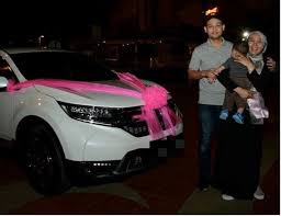 Maybe you would like to learn more about one of these? 5 Selebriti Yang Belanja Sakan Untuk Pasangan Berita Steady