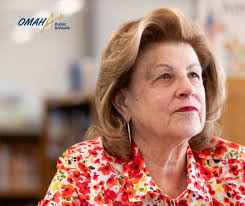 Staff Spotlight: Boyd Elementary librarian Helen Cologne brings reading to  life. 📚 She has created a culture of literacy through book fairs and  multicultural nights that spans generations. #OPSProud