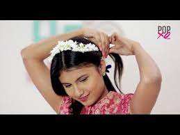 3 Super Easy And Pretty Hairstyles To Style Floral Jewellery Gajras Pretty Hairstyles Hairdo Wedding Hair Styles