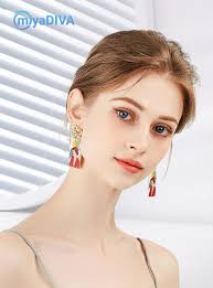 Amazon.com: MIYADIVA Handheld Mirror 20x Magnifying Mirror with Folding  Handle, Portable Hand Mirror with Magnification for Makeup/Travel, Double  Sided, Round, 6" : Beauty & Personal Care