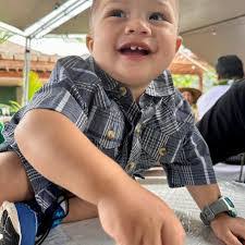 Janice Gomes's Instagram, Twitter & Facebook