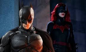 Airs sundays 8/7c stream next day free only on the cw! Esta Es La Razon Por La Que Batman Desaparecio En La Serie Batwoman