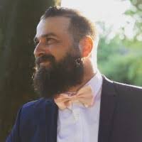 Aaron Cuyler's Instagram, Twitter & Facebook