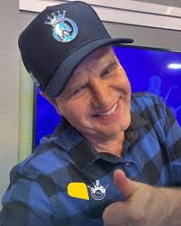 Domingo é o dia perfeito para reencontrar a boa música e renovar as  energias. Às 14h30 tem a reapresentação do Viva a Vida na REDEVIDA — um  momento especial para curtir com