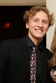 Elena Mathews's Instagram, Twitter & Facebook