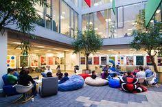 A Showcase Of Amazing Google Offices In 12 Cities In 2020 Google Office Innovative Office Corporate Office Design