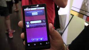 Motorola Triumph Hands-On - YouTube