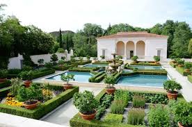 Italian Renaissance Garden In Hamilton Gardens 125 Km From Auckland Cbd Renaissance Gardens Renaissance Garden