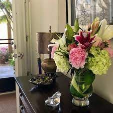 Professional florist in irvine and newport beach, quality service, beautiful fresh flowers a flower arrangement from conroy's flowers will make anyone's day bright! Alicia S Flowers Gifts Florists 4540 Campus Dr Newport Beach Ca Phone Number Products Yelp