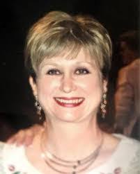 Vicki Gainey's Instagram, Twitter & Facebook