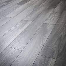 At topps tiles you will find all that you need in tiles: Aqua Comfort Silver Oak Topps Tiles House Flooring Flooring Bedroom Design