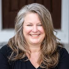 Amy Hendrickson's Instagram, Twitter & Facebook