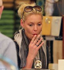 Tannlegene mener bent høie ikke lytter til faglige råd. Pin On Celebrities That Vape