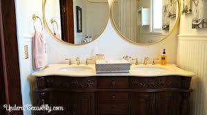 Drab to fab in 5 minutes everyday makeup look. Turning Your Bathroom From Drab To Fab Under A Texas Sky