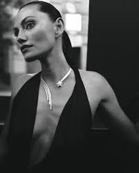 Phoebe Tonkin attended "The Nutcracker" at The Australian Ballet with  #Chanel 📸 by Jess Ruby James