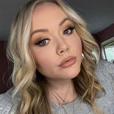 Renae Morgan's Instagram, Twitter & Facebook