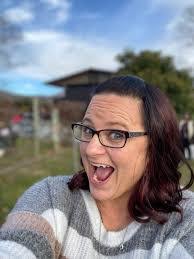 Candice Stokes's Instagram, Twitter & Facebook