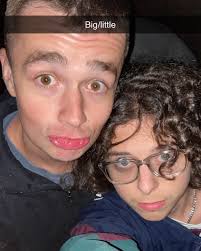 iTs A fRaTeRnItY nOt A fRaT”