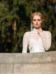 We sit down with scream queen samara weaving to talk about the fantastic horror/comedy ready or not. Pin On Movie