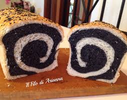 Data la sua estrema polverizzazione (effetto talco) ed il suo colore nero assoluto, va utilizzato e manipolato con cura. Pan Bauletto Con Carbone Vegetale Il Filo Di Ariannas