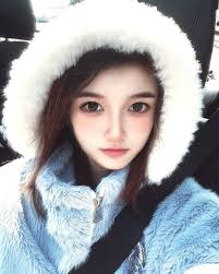 Loretta Li (@xxlenailu) • Instagram photos and videos