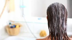 Impacco homemade · per capelli secchi: Come Curare I Capelli Rovinati Con Le Maschere E Gli Scrub Fatti In Casa