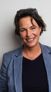 Becoming a parent doesn’t just change your routine — it rewires your  brain., In this Project 100 podcast episode, I sit down with neuroscientist  Dr Sarah McKay unpack the science behind parenthood, ...