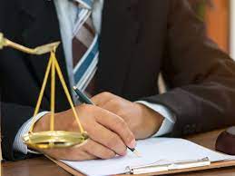 Necesitas asesoría legal? Así te puede ayudar gratis un abogado