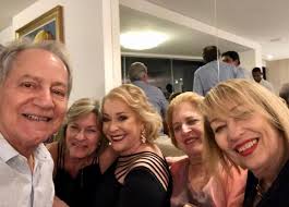 João maria, josé maria, manuel maria, luís maria. Parabens Alice Souza Leao Fernando Machado