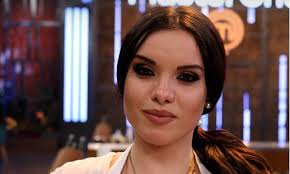 Η φωτογραφία που τα φέρνει όλα. Masterchef Spoiler 22 5 Etsi 8a Xwrisei To Zeygari Mpellos Maria Vids Sportime Gr