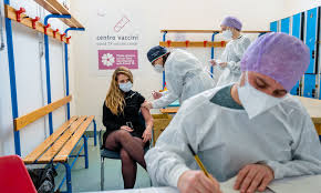 Scopri di più giorno dopo giorno. Il Vaccino Si Potra Fare Anche In Farmacia Le Cose Da Sapere