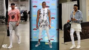 Russell westbrook's daring style choices have paid off, as the 2017 nba mvp has now been voted si's 2017 fashion mvp and will grace the new cover of sports illustrated magazine, thewrap has. Russell Westbrook Nba Fashion Icon S Looks And Kicks Abc13 Houston