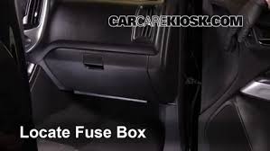 Fuse box in the engine bay uses mini fuses. Fuse Box In Chevy Colorado Wiring Diagram Use Drop Show A Drop Show A Barcacciarredi It
