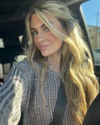 Abbee Rae Newton-Jones, LE (@abbeeraenewton_esti) • Instagram photos and  videos