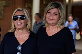 Las palabras de Terelu Campos y Carmen Borrego, entre lágrimas: "Ha sido un  camino muy difícil y muy largo" | Famosos