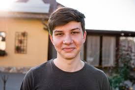 Free studies at a European school: Adrian Chiriță