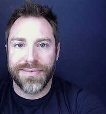 Thomas Leach's Instagram, Twitter & Facebook