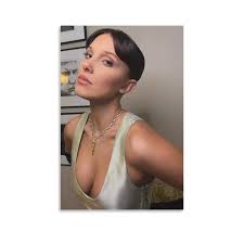 Millie Bobby Brown Sexy Actress Poster (9) Wall Art Picture Painting Poster  Canvas Print Posters Artworks Bedroom Living Room Decor 12x18inch(30x45cm)  ...