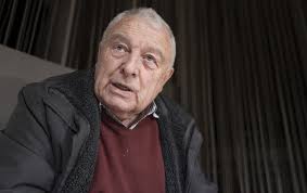 Alfons Vansteenwegen, de man die ons leerde dat liefde ook een werkwoord is  [portret]