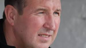 Vale boss Hugh Hamill desperate to make up ground after Wishaw defeat