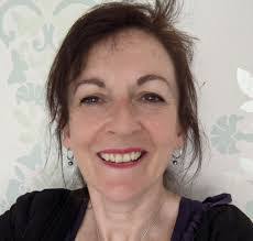 Penelope Cash's Instagram, Twitter & Facebook